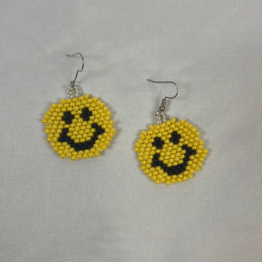 Beautiful Hand Crafted Seed Beaded Smiley Face Earrings